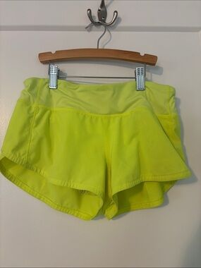 Lululemon Speed Up Low Rise Short, 2.5” Neon Yellow, Size 4